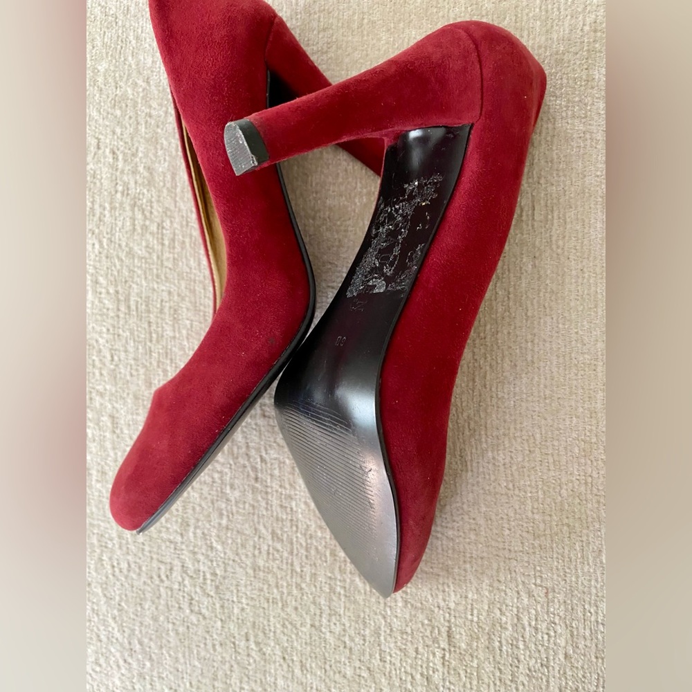 Beautiful Ralph Lauren dark red suede shoes 3 1/2” heel - Picture 6 of 6